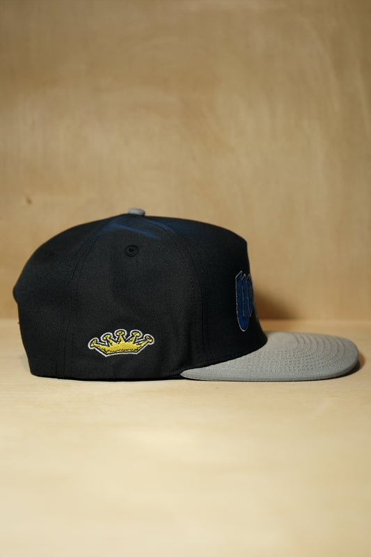 Ultimate Hero Snapback in Black/Gray